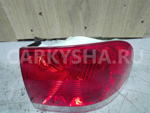 Фонарь задний наружный правый VW Touareg 2002-2010 Volkswagen Touareg оригинальный номер 7L6945096P