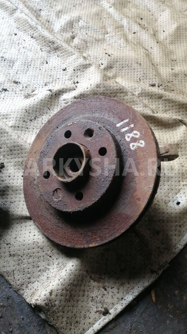 Кулак поворотный передний левый Renault Clio II Renault 19 оригинальный номер 8200207303