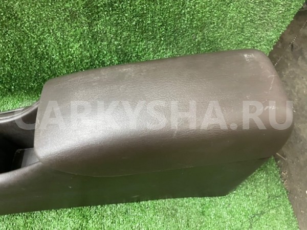 Подлокотник Toyota Carina 1992 5890520170C0 AT190 5A-FE Toyota Carina 