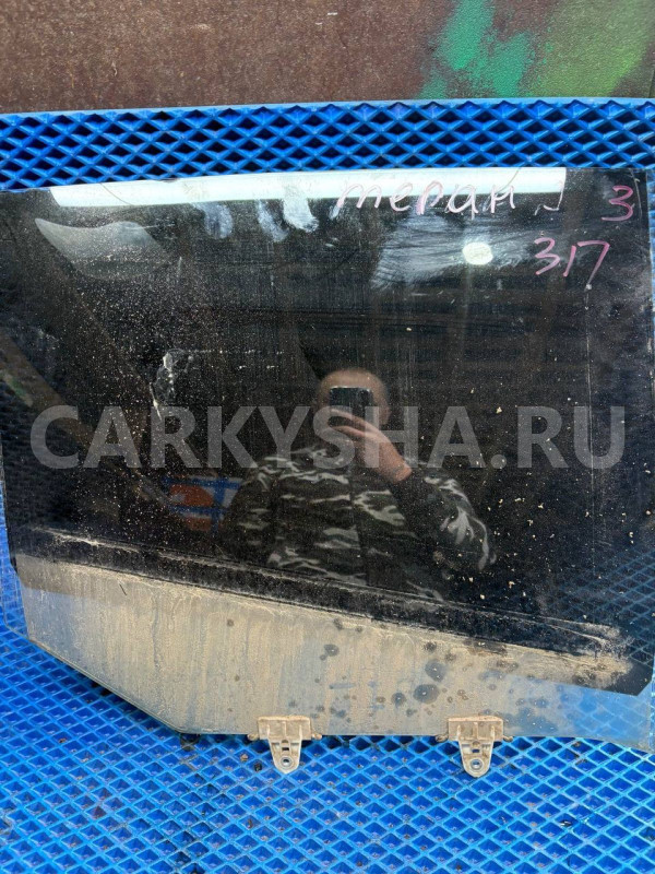 Стекло двери задней правой Renault Megane III (2008—2014) Renault 14 оригинальный номер 823000007R