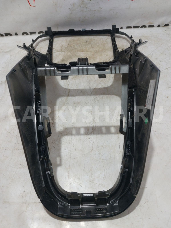 Рамка магнитолы Opel Astra J Opel Astra оригинальный номер 13349237