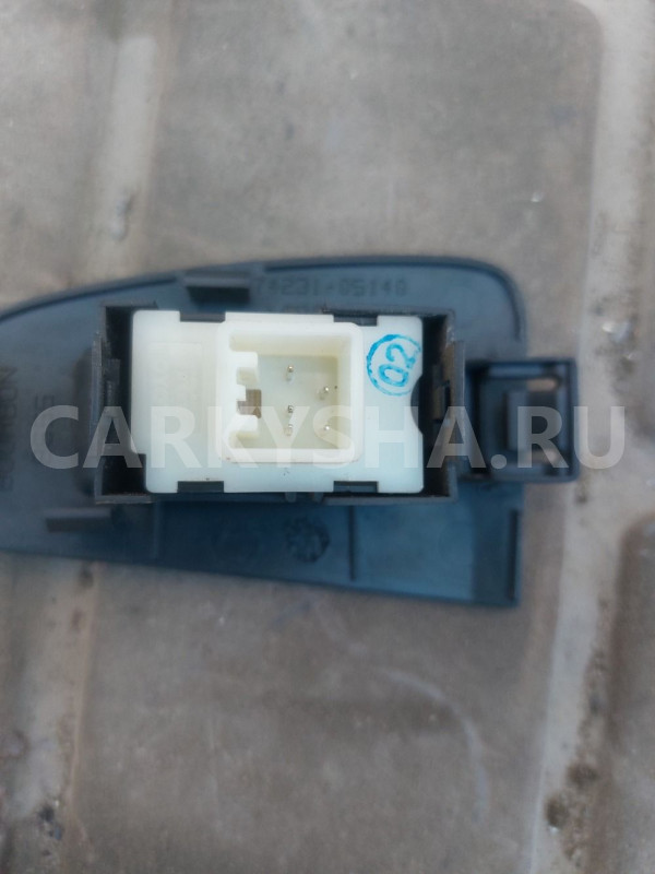 Кнопка стеклоподъемника правая Toyota AvensisT250 Toyota Avensis оригинальный номер 7427105020