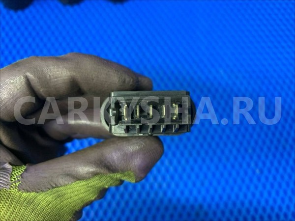 Кнoпкa блокиpoвки двepей Rеnаult Sаnderо Renault 14 оригинальный номер 8200870250