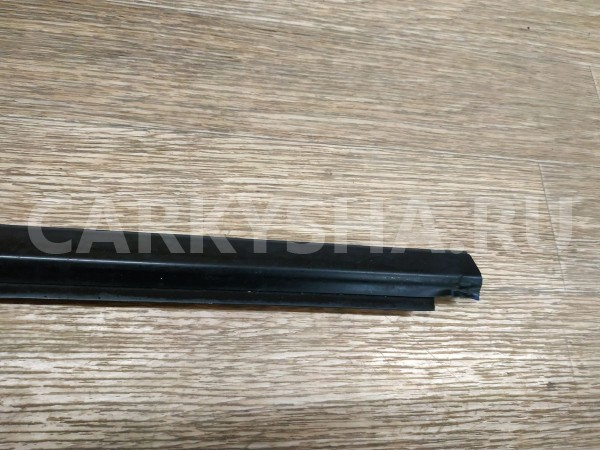 Накладка стекла переднего левого Chevrolet Lacetti 