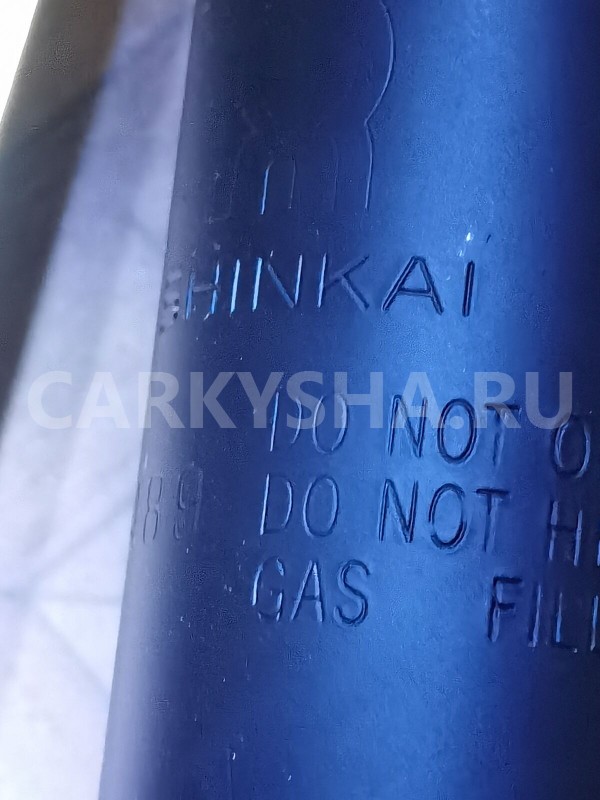 Амортизатор передний левый Mazda 2 