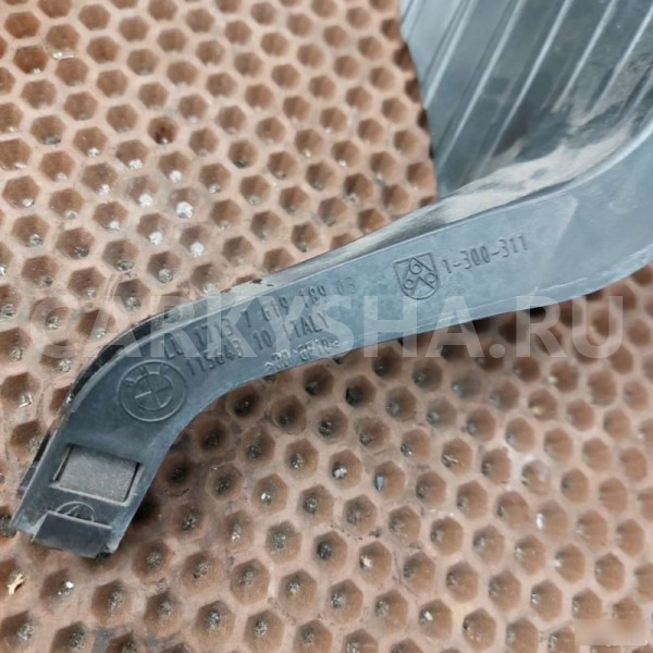 Кронштейн бачка расширительного BMW 5er 