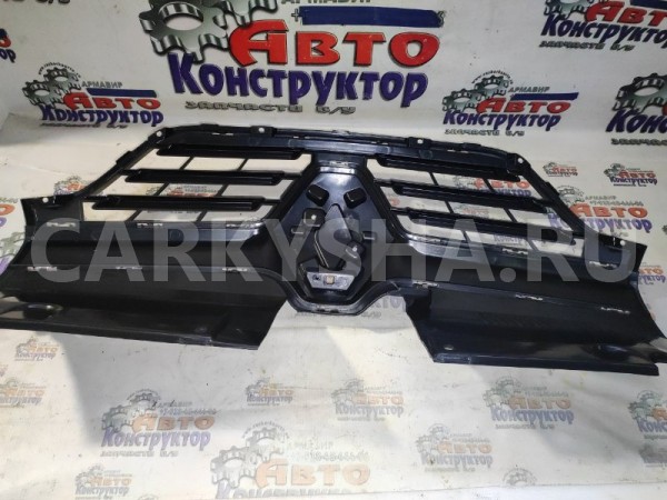 Решетка радиатора Renault Logan 