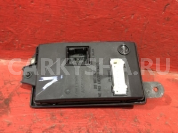 Сандеро блок комфорта 8201068826 Renault Sandero 