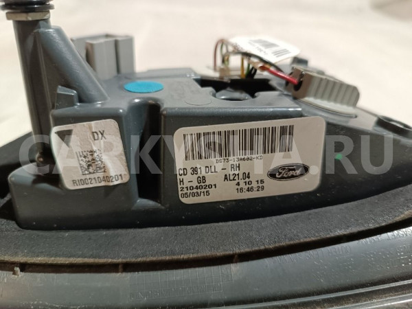 Фонарь задний внутренний правый Ford Mondeo оригинальный номер 2345655