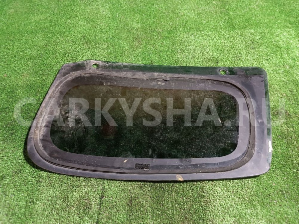 Стекло кузова заднее правое глухое Mazda 2 оригинальный номер D20162950