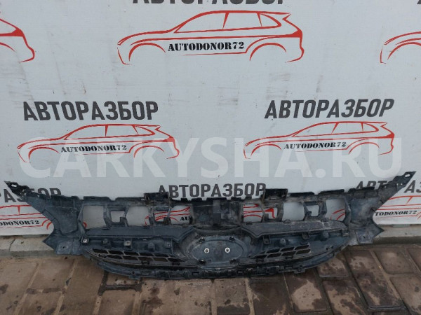 Решётка радиатора Hyundai Solaris Hyundai Solaris оригинальный номер 863511R000