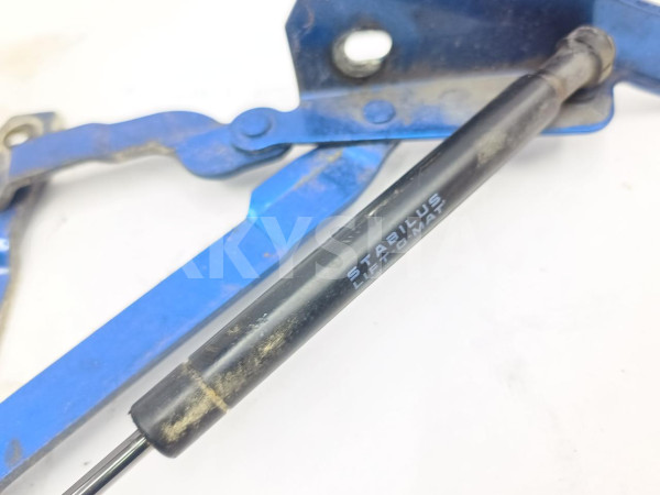 Петли багажника КУПЕ Peugeot 406 2002 861361 406 Peugeot 406 