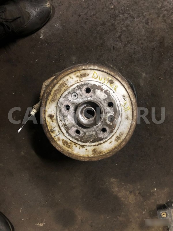 Задний правый барабан Renault Duster ступица цапфа Renault 15 