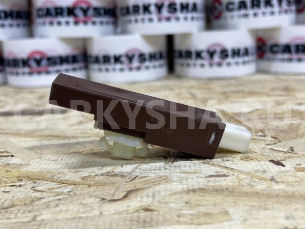 Антенна бесключевого доступа Toyota Alphard III Рестайлинг оригинальный номер 899A0-47010