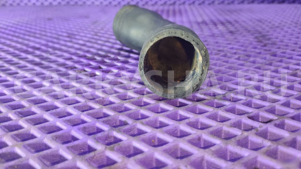 Патрубок термостата Mercedes-Benz W210 Mercedes-Benz E-klasse оригинальный номер 1112030282