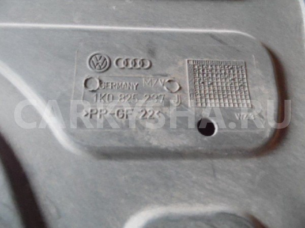 Защита картера Volkswagen Jetta V (2005—2011) Volkswagen Jetta оригинальный номер 1K0825237J