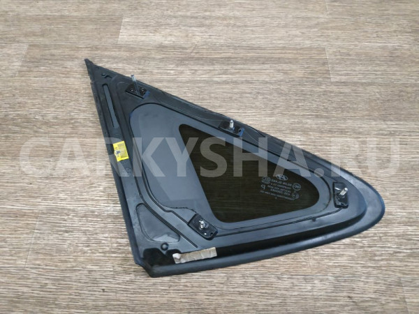 Стекло кузовное глухое правое Hyundai ix35 оригинальный номер 878202S010