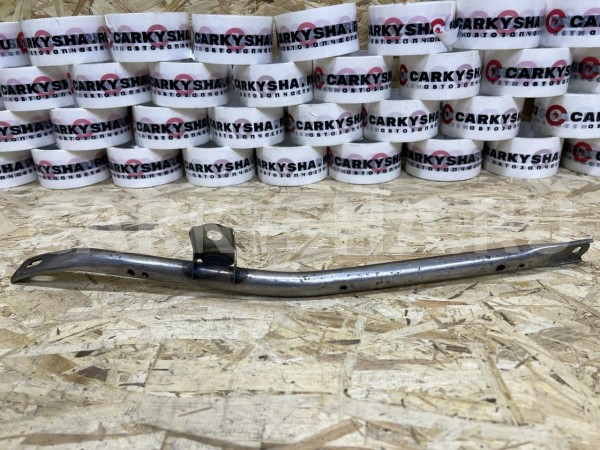 Кронштейн усилителя торпеды правый Toyota Fortuner II – внедорожник 5 дв. оригинальный номер 55307-KK040