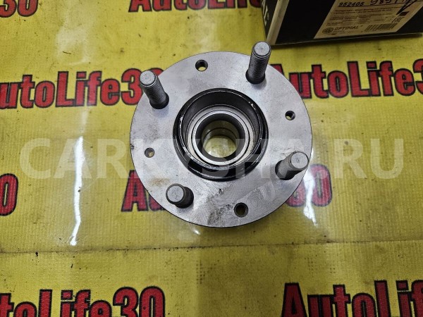 Ступица задняя Mitsubishi Colt оригинальный номер MB663630