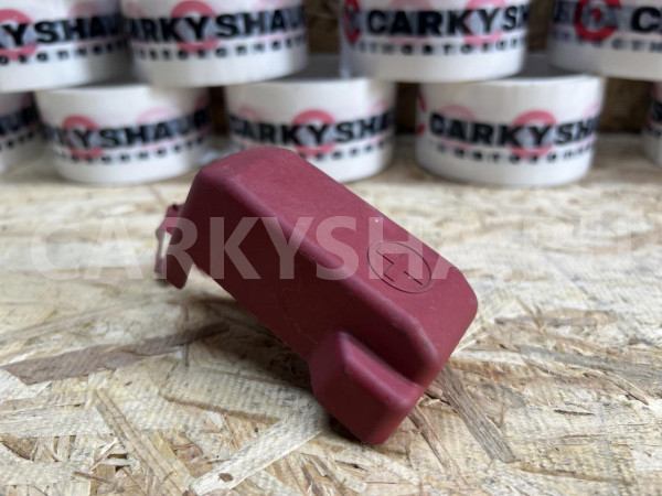 Заглушка плюсовой клеммы Toyota RAV 4 IV (CA40) Рестайлинг оригинальный номер 82821-12480