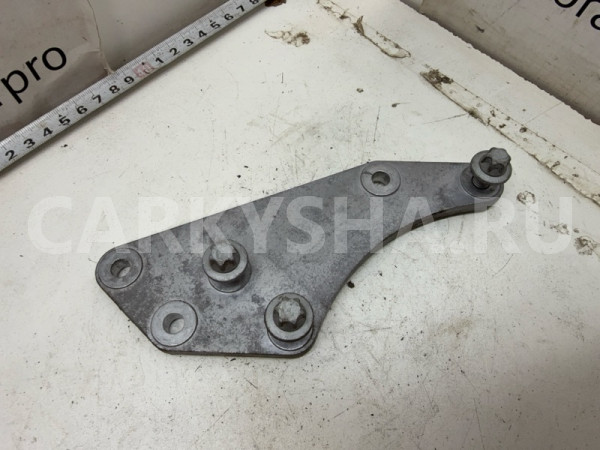 Кронштейн помпы BMW X3 F25 04.2012 11517589710 SAV N55 BMW X3 