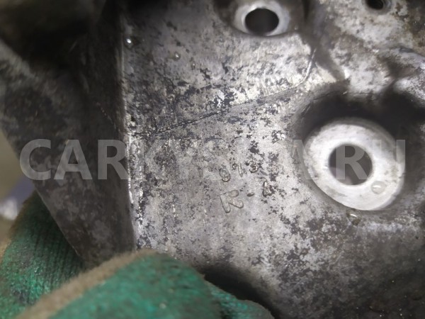 Кронштейн крепления двигателя Mitsubishi Lancer 9 Mitsubishi i оригинальный номер mn369262