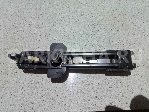 Механизм регулировки ремня безопасности Audi Q7 4L (2005—2009) Audi 200 оригинальный номер 8e0857833f