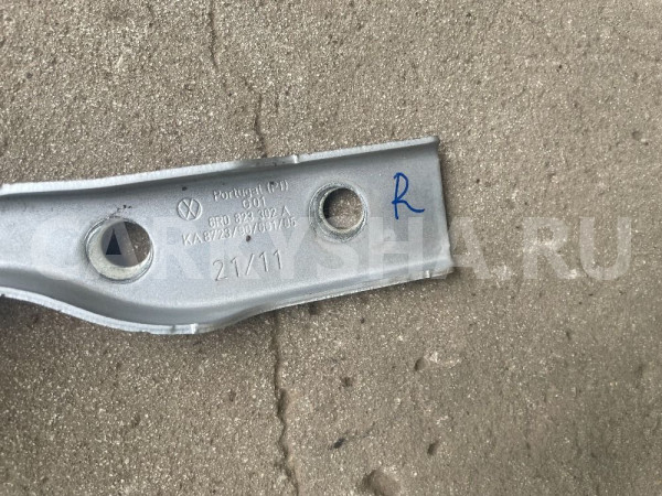 Петля капота правая Volkswagen Polo 5 Volkswagen Polo оригинальный номер 6R0823302A