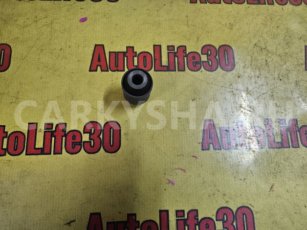 Сайлентблок переднего рычага Opel Astra оригинальный номер 24413015