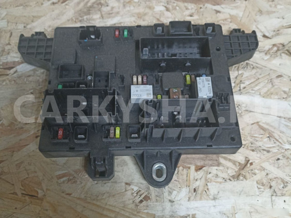 Блок предохранителей Opel Astra J (13368652) Opel Astra оригинальный номер 13368652