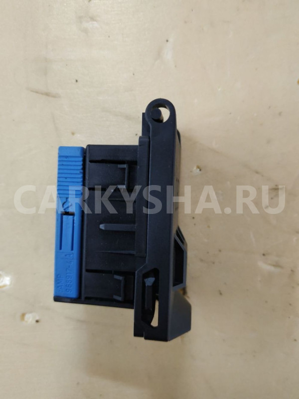 Крышка с рамкой гнезда разъема OBD BMW 5 e39 BMW 5er оригинальный номер 61136920069