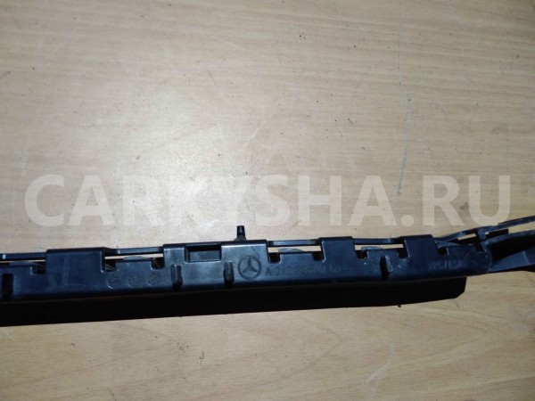 Направляющая бампера Mercedes-Benz E-класс W212/S212/C207/A207 рестайлинг (2013—2016) Mercedes-Benz E-klasse оригинальный номер a2128850763