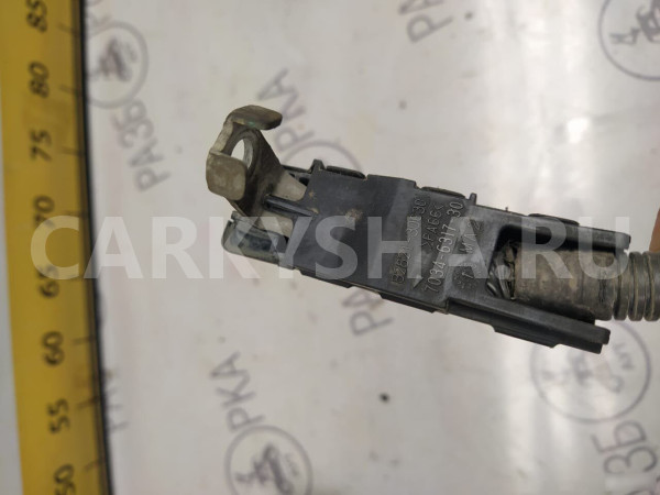 Клемма Toyota Crown GRS180 Toyota Crown оригинальный номер 8282130630