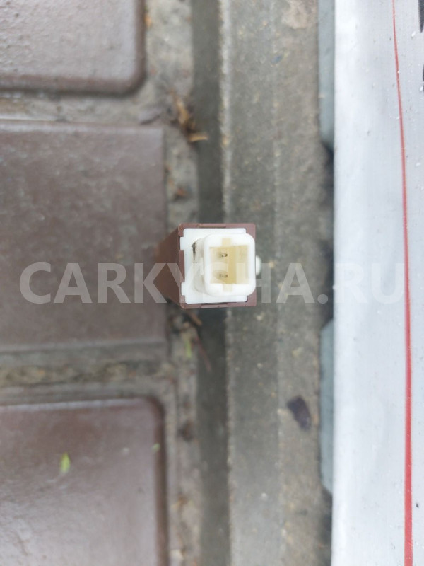 Антена бесключевого доступа Toyota Avensis T270 Toyota Avensis оригинальный номер 8999205010