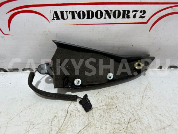 Накладка зеркало внут правая Volkswagen golf plus Volkswagen Golf Plus оригинальный номер 5M0837994