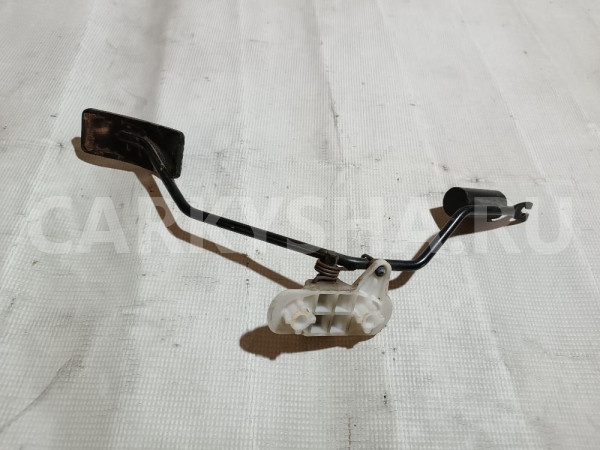 Педаль газа Mitsubishi Diamante оригинальный номер MR131208