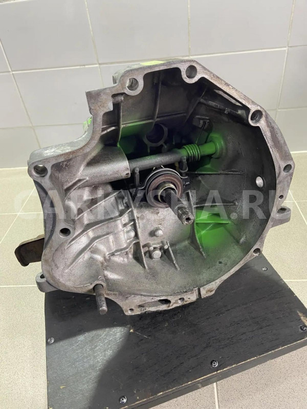 Мкпп Audi 100 1.9л WH 1981 Audi 100 оригинальный номер 013301211B