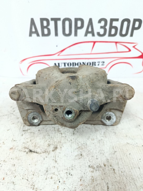 Суппорт передний правый Toyota Auris E150 Toyota Auris оригинальный номер 4773002340
