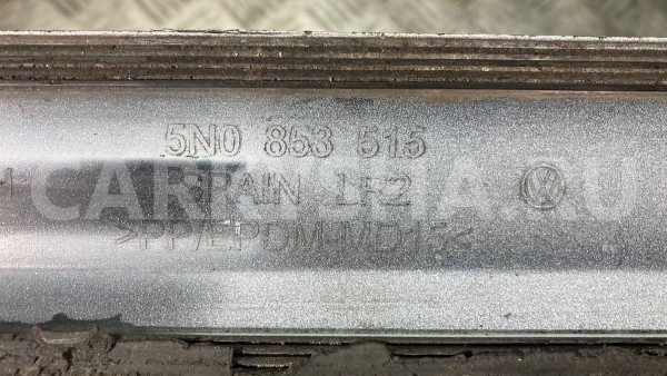 Накладка на дверь Volkswagen Tiguan I (2007—2011) Volkswagen Tiguan оригинальный номер 5N0853515