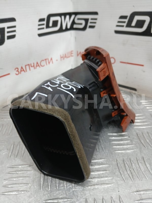 Воздуховод салона Toyota Ipsum 