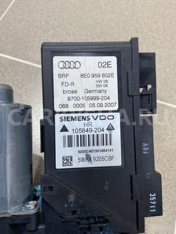 Стеклоподъемник задний правый Audi A4 2007 г Audi 200 оригинальный номер 8E0959802E