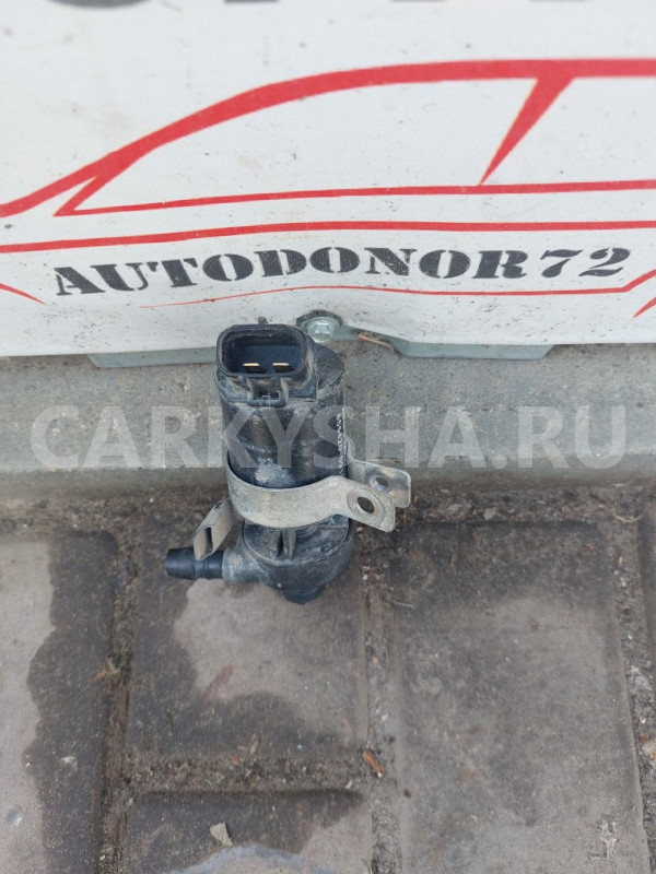 Насос омывателя Mazda 3 BK Mazda 2 оригинальный номер BP4K51811