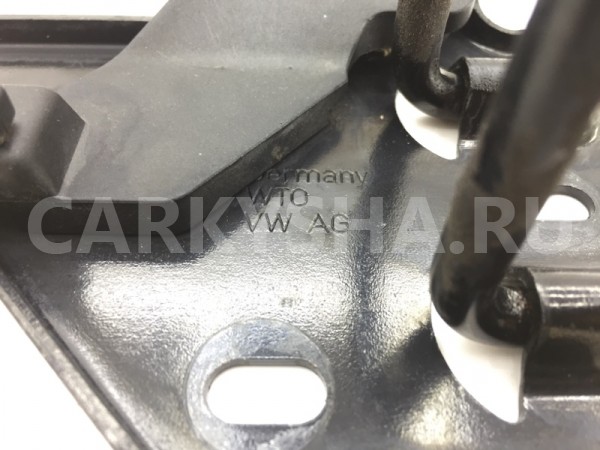 Замок капота Volkswagen Touareg 7L AZZ 2004 Volkswagen Touareg 