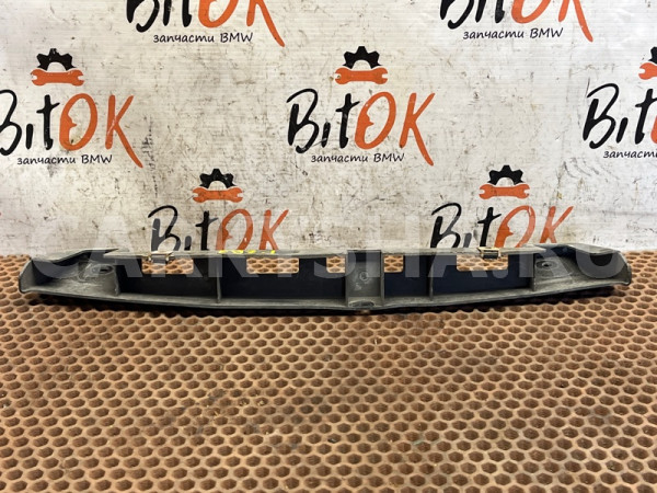 Кронштейн защиты BMW 3er оригинальный номер 51 75 8 044 389, 51 75 8 044 389, 51758044389, 8044389