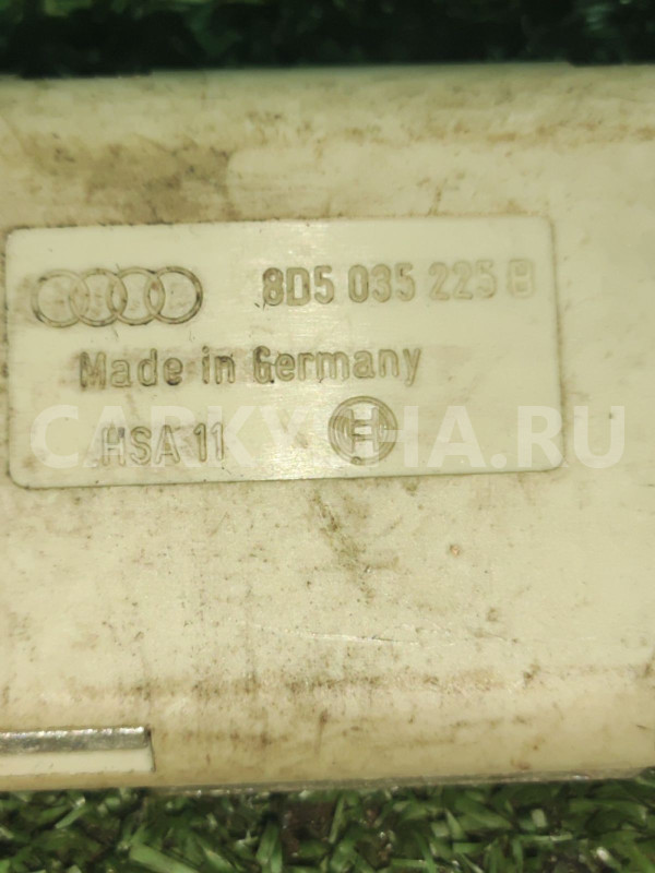 Усилитель антенны  Ауди A4 B5 Audi A4 оригинальный номер 8D5035225B