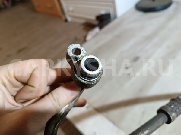 Трубка кондиционера Mitsubishi Lancer оригинальный номер MN124693