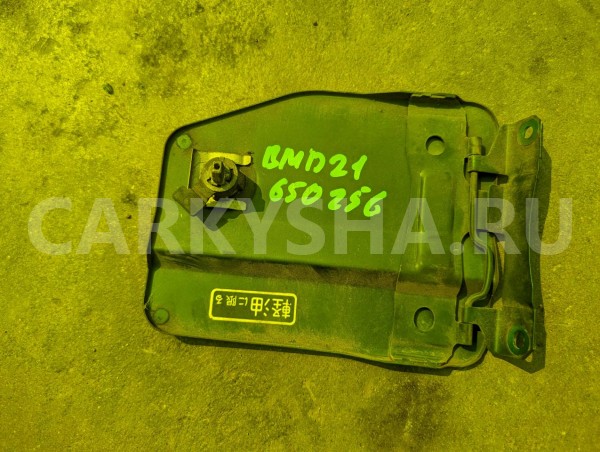 Лючок бензобака Nissan Datsun 