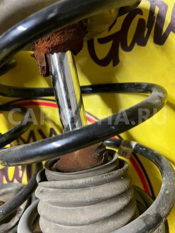 Амортизатор BMW 5 E60 N52B25AF 2009 BMW 5er 