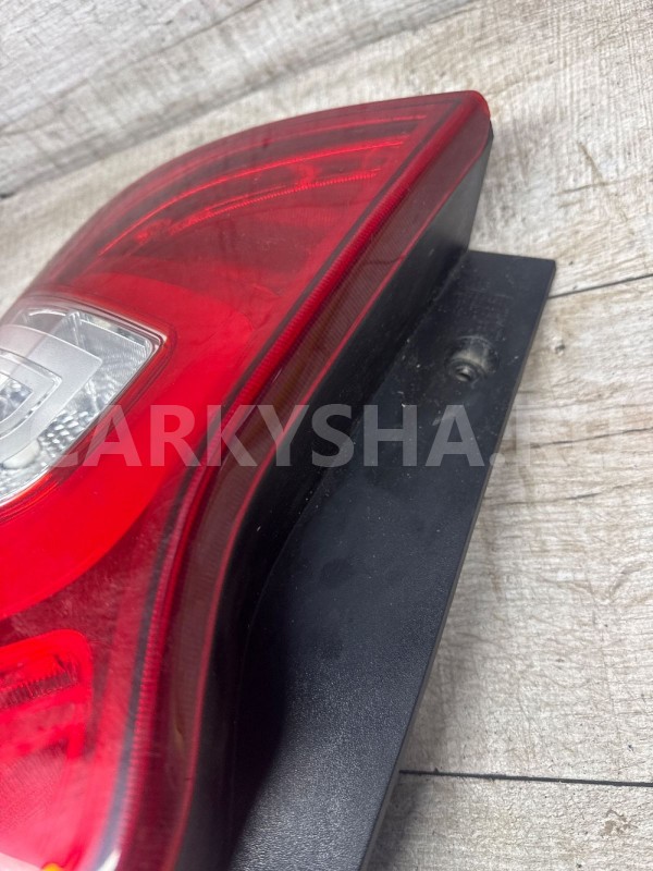 Фонарь правый SsangYong Acton New 2.0 рестайлинг Ssang Yong Korando оригинальный номер 8360234050