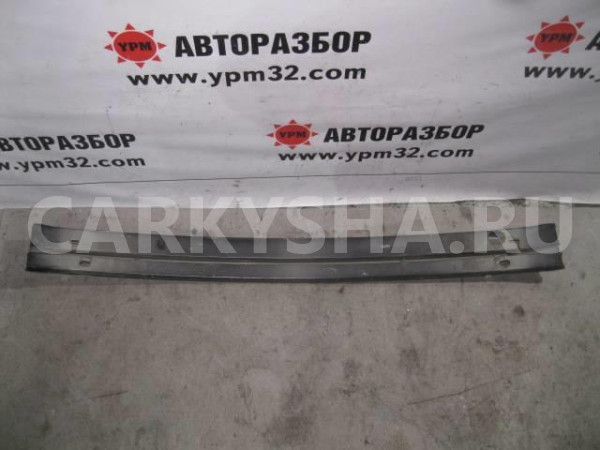Усилитель переднего бампера Toyota Yaris 1999-2005 Toyota Yaris оригинальный номер 5213152070